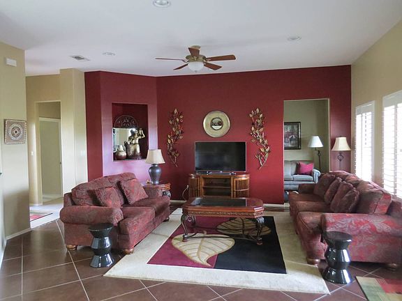 3rd image of 3304 Clubhouse Dr