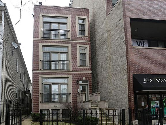 2nd image of 2551 N Southport Ave #O3