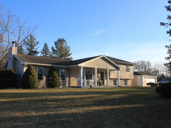 16741 W Orchard Valley Dr, Gurnee, IL 60031