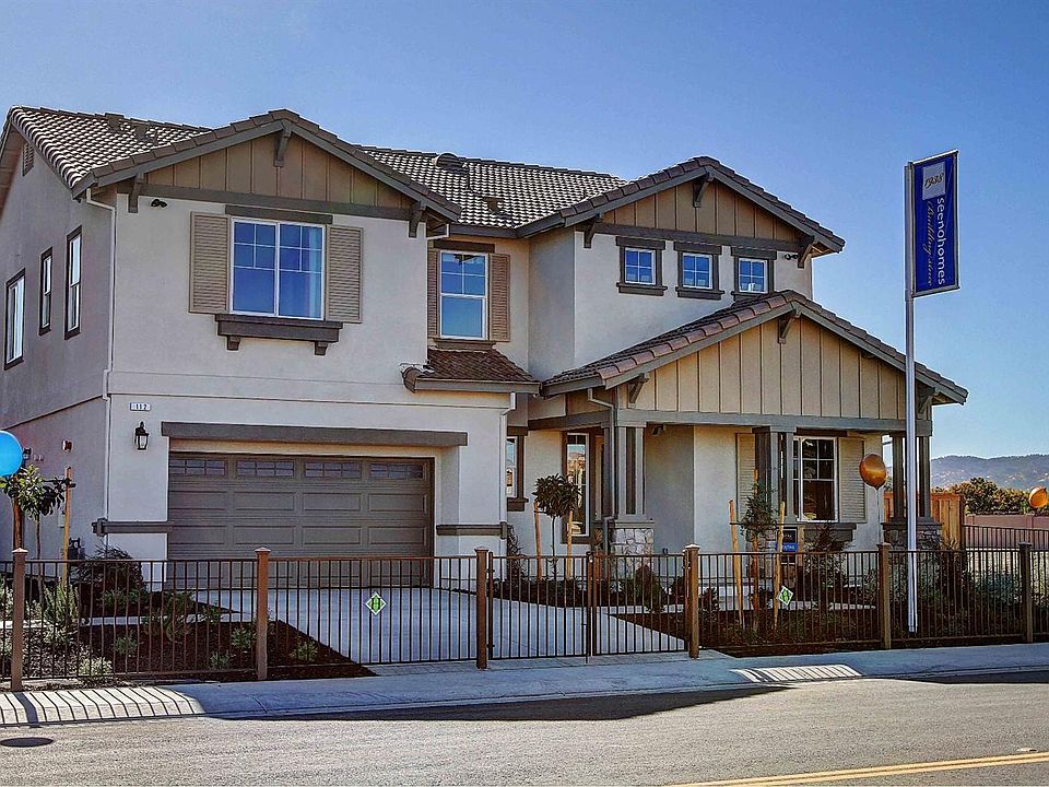 1st image of 112 Crescent Dr