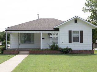 1311 W 3rd St, Mccook, NE 69001