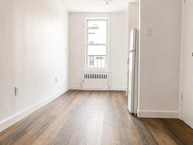 2277 Steinway St #1 — Photo 2