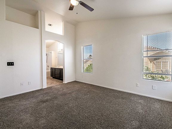 5th image of 2930 Seasons Ave