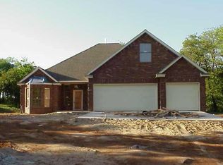 227 Persimmon Rdg, Blanchard, OK 73010