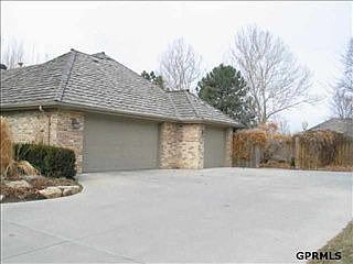 5th image of 9810 Ascot Dr