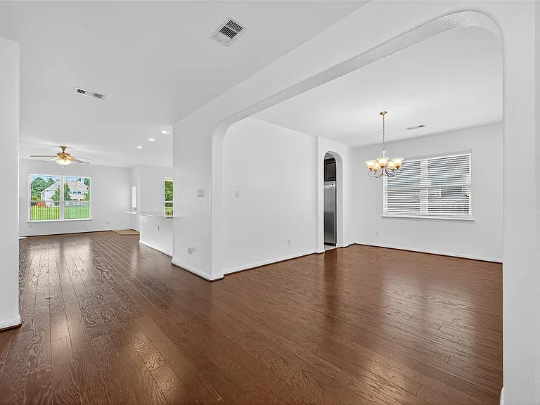 83 W Wading Pond Cir — Photo 11