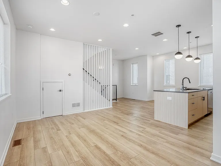 3101 W 47th Ave #19 — Photo 9