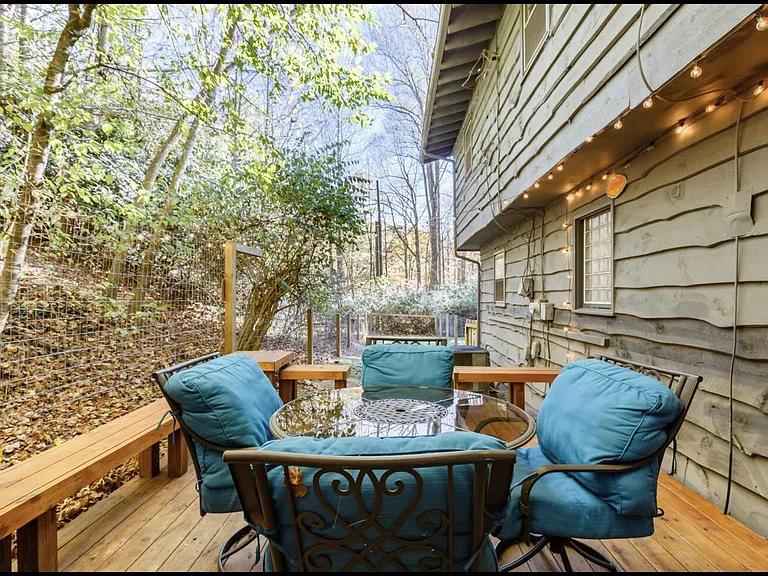 Private back deck off kitchen and living room