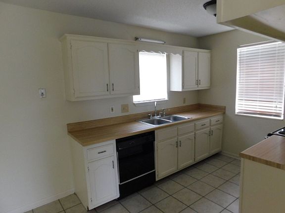 5th image of 6761 Maury Dr