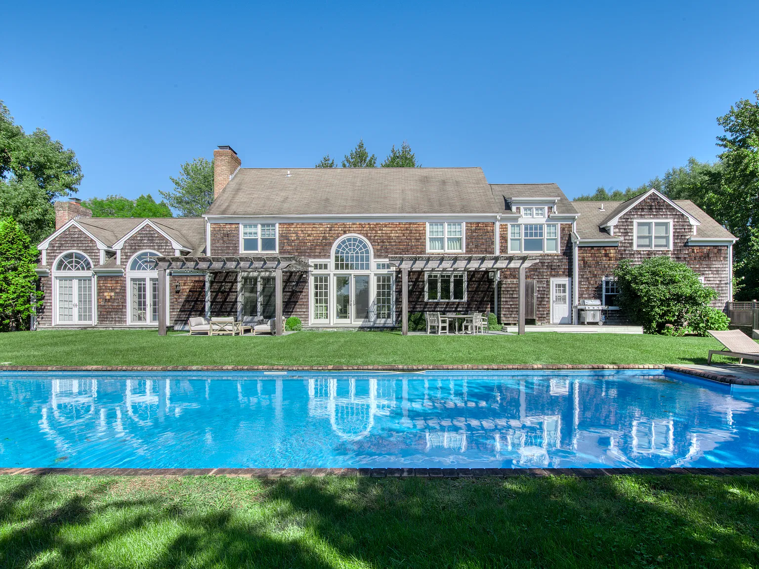 Summer in Bridgehampton on Butter Lane — Photo 2