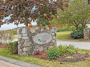 708 Autumn Ridge Dr #708, Ayer, MA 01432