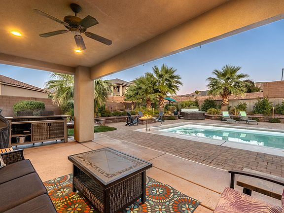 3rd image of 2251 S Coyote Loop