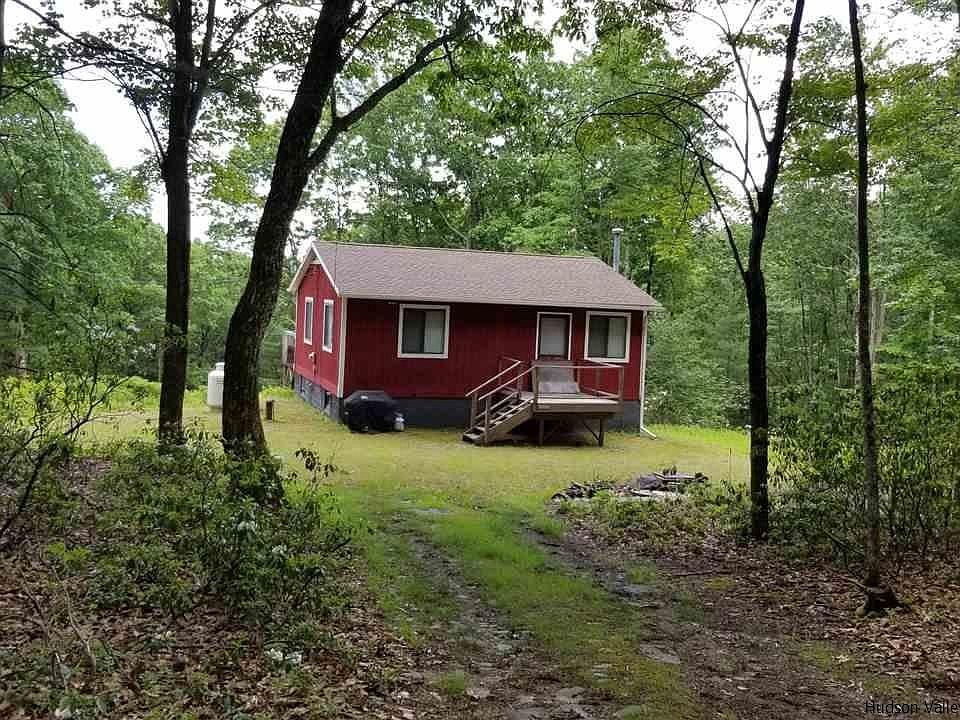 1st image of 36 White Birch Ln