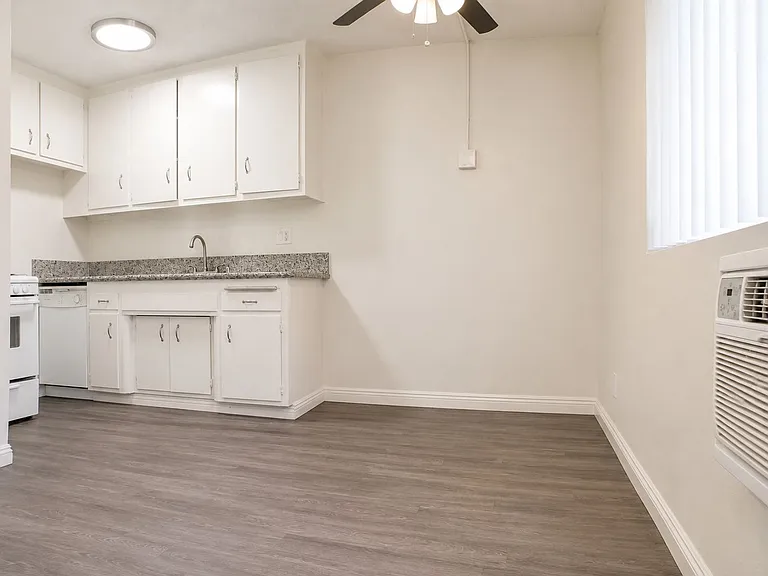 Magnolia Villas, LLC — Photo 8