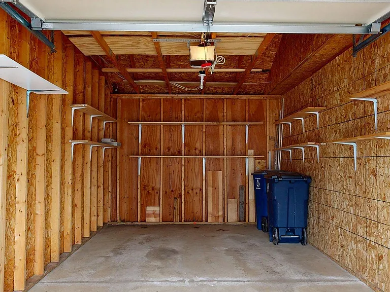 2718 S Knightsbridge Cir — Photo 19