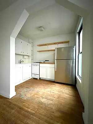 Rented by Compass | media 11