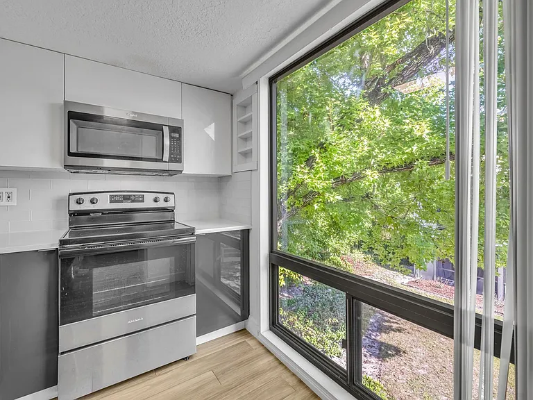 10 Sheoah Blvd #8 — Photo 4