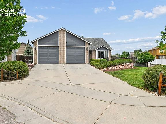 3rd image of 4890 Criswell Ct