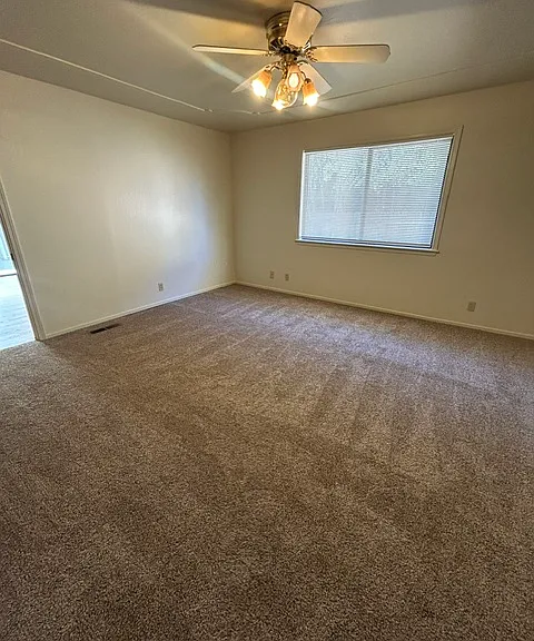 1551 Ghione Dr — Photo 7