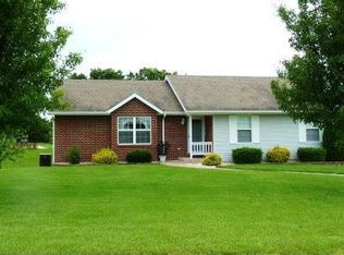 2082 Teal Ln, Holts Summit, MO 65043