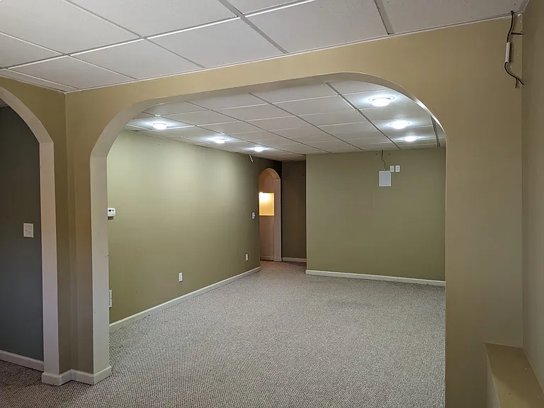 705 Dover Ct — Photo 27