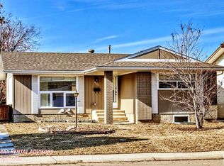 9432 150th Ave NW, Edmonton, AB T5E 2P1