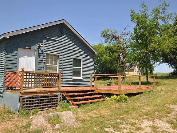3rd image of 1866 Old Mineral Wells Hwy
