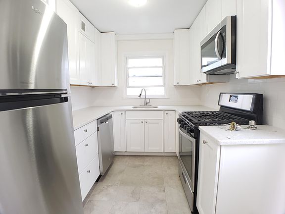 5th image of 5722 225th St