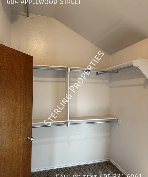 604 Applewood St — Photo 35