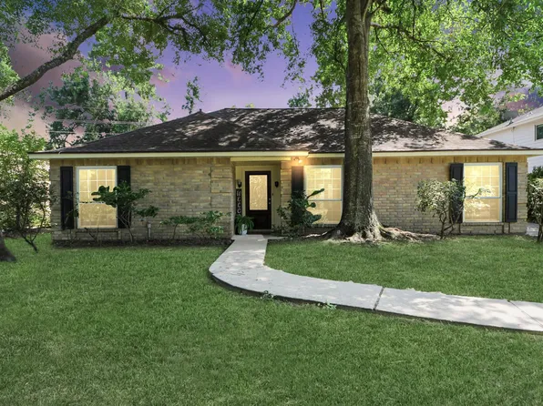 3122 Holly Green Dr, Humble, TX 77339