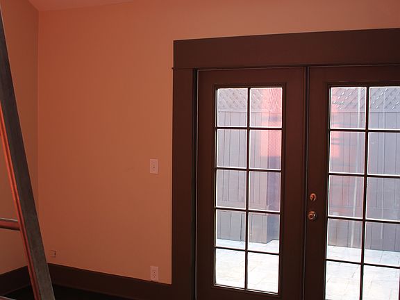 3rd image of 3691 Richmond St