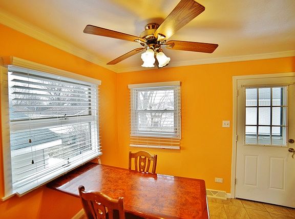 4th image of 207 E Rose St