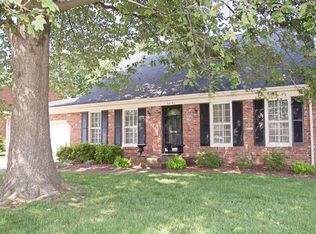 3841 Garden Ter, Owensboro, KY 42301