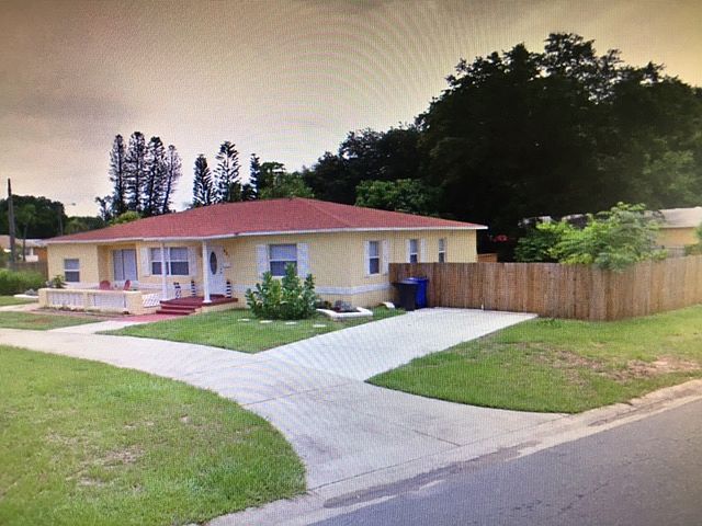 1st image of 831 Bay Vista Blvd S