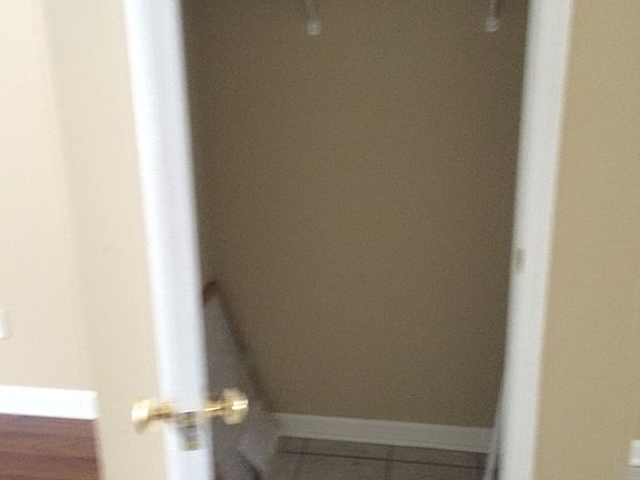 2nd image of 350 Catalpa Cir