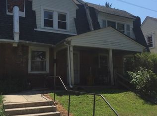 1004 Hansen Pl, Darby, PA 19023