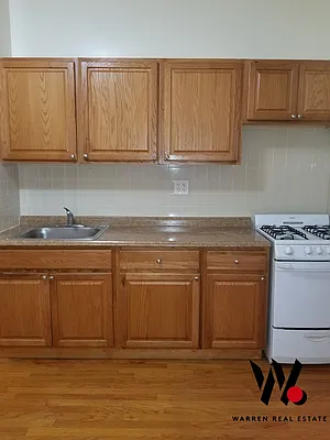 Rented by Warren T Real Estate Corp. | media 21