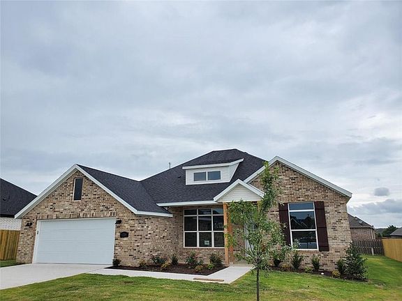 2nd image of 4204 SW Flagstone Blvd