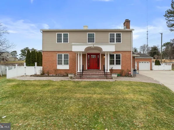 5 Blackridge Ct, Baltimore, MD 21228