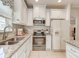 1330 Red Fox Dr, Crosby, TX 77532