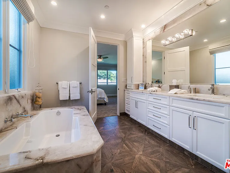 812 S Catalina Ave #B — Photo 15