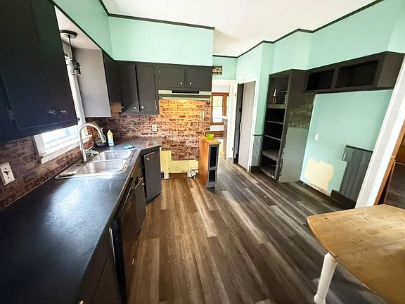 5th image of 4602 Wichita Ave