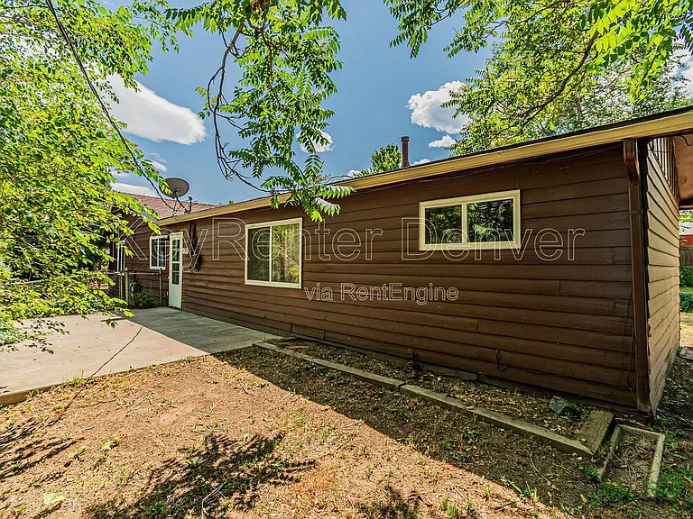 400 Lily Ln — Photo 35
