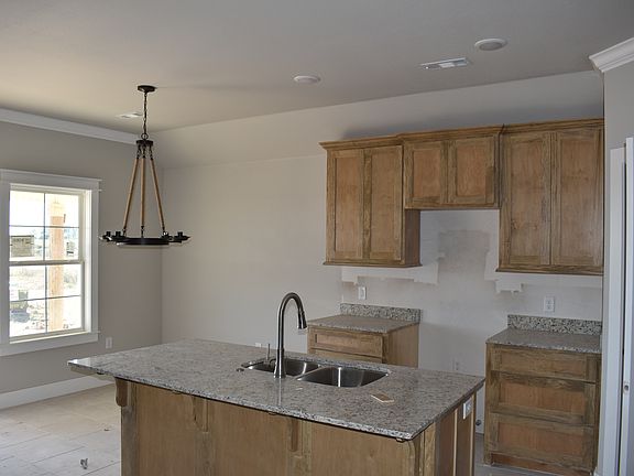 2nd image of 1804 E Endura Park Dr