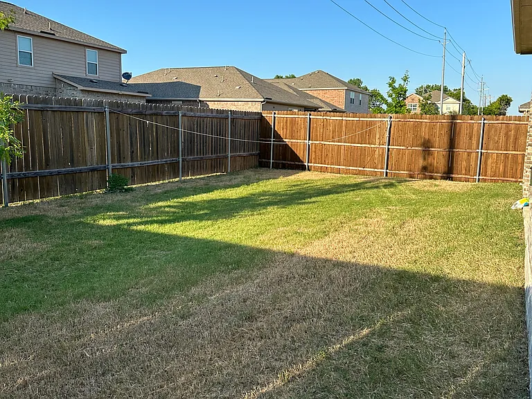 1200 Sassafras Dr — Photo 16