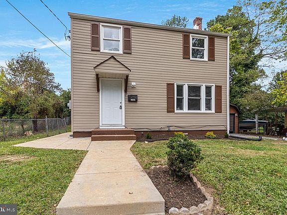 2nd image of 21744 N Essex Dr