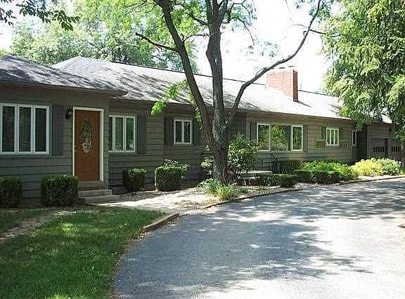 2nd image of 912 S Council St