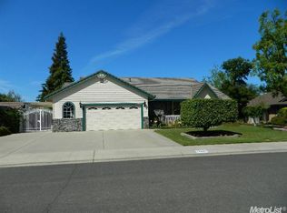 13933 Oak Point Dr, Lockeford, CA 95237