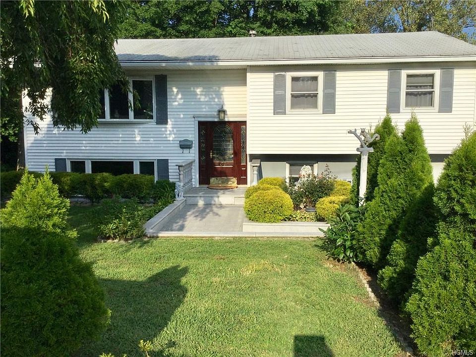 1st image of 37 Greywood Dr