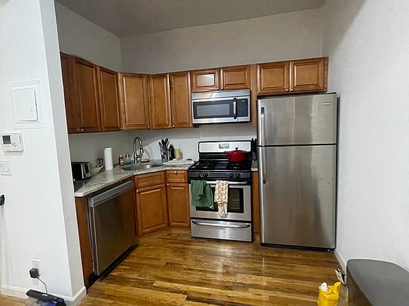 2nd image of 511 E 75th St #3N